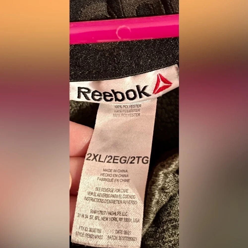 Reebok Gray Black Drawstring Comfort Size 2XL Joggers w Racing Stripes 3 Pockets